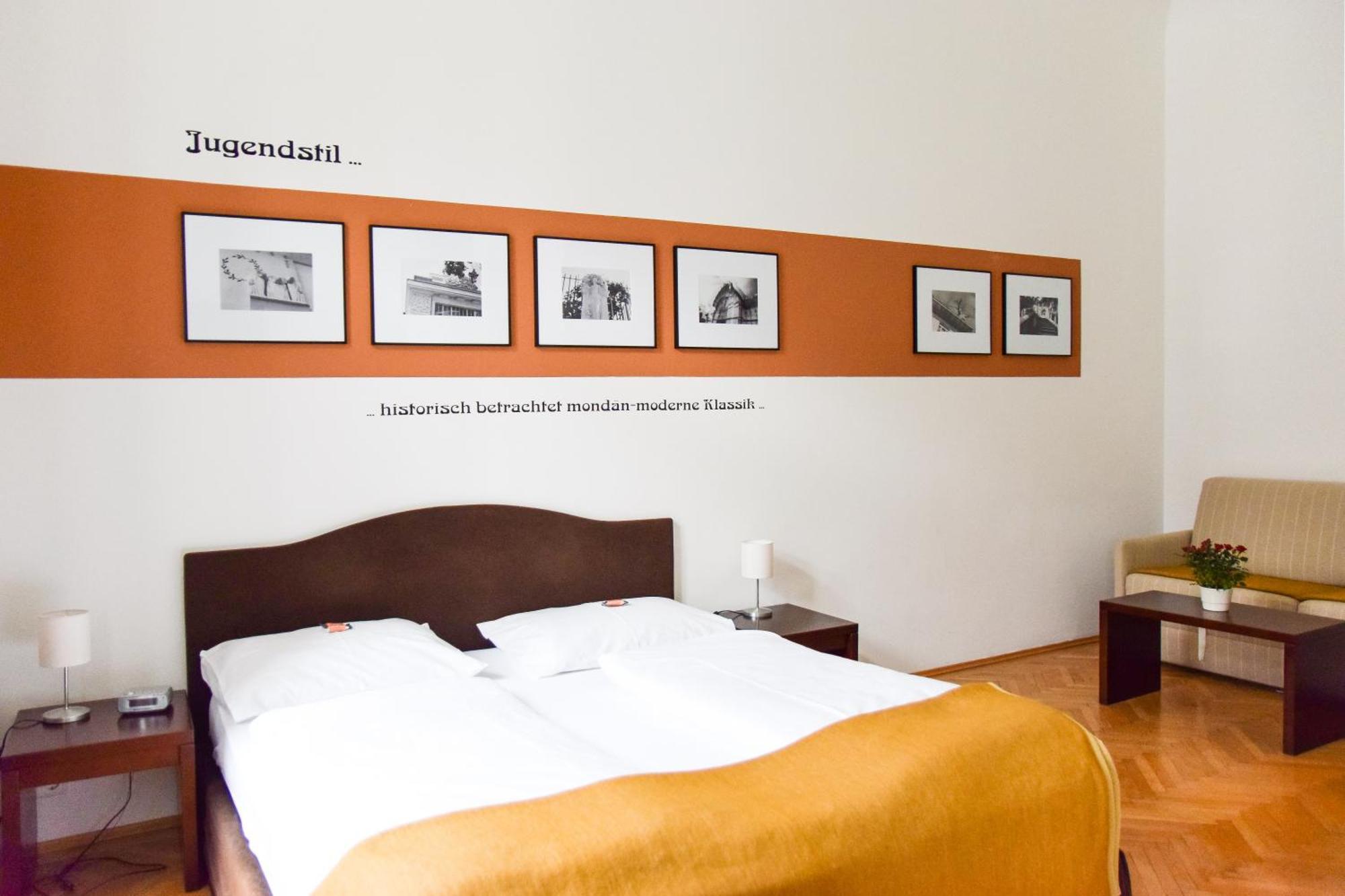 Pension Riedl Hotel Vienna Room photo