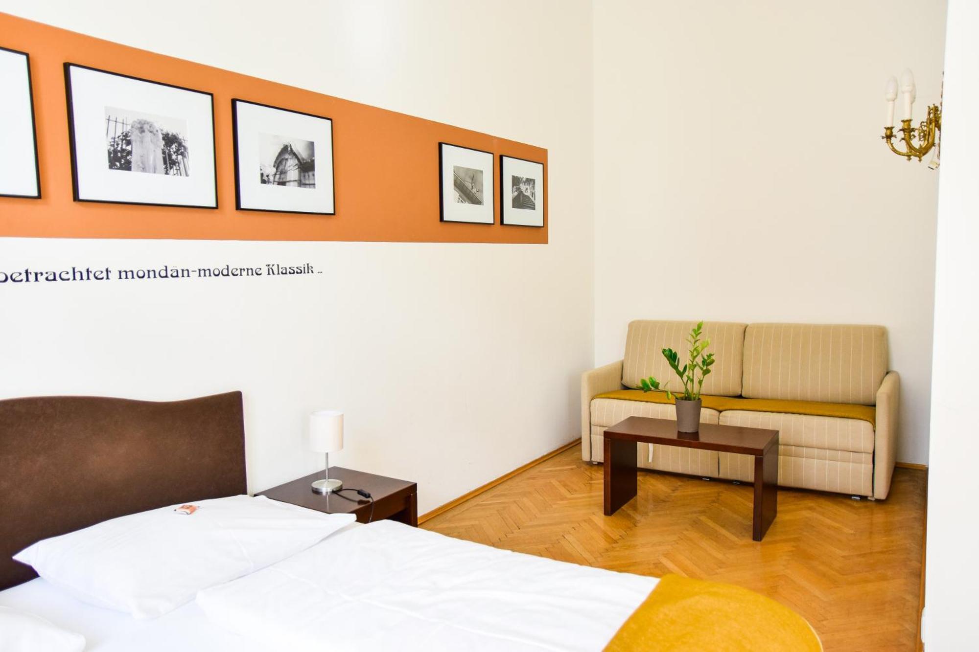 Pension Riedl Hotel Vienna Room photo