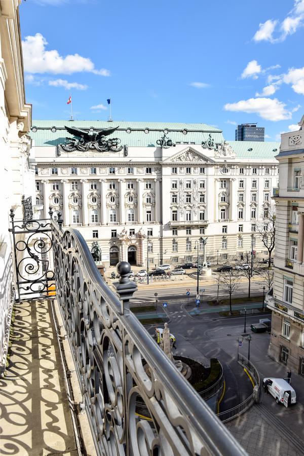 Pension Riedl Hotel Vienna Exterior photo